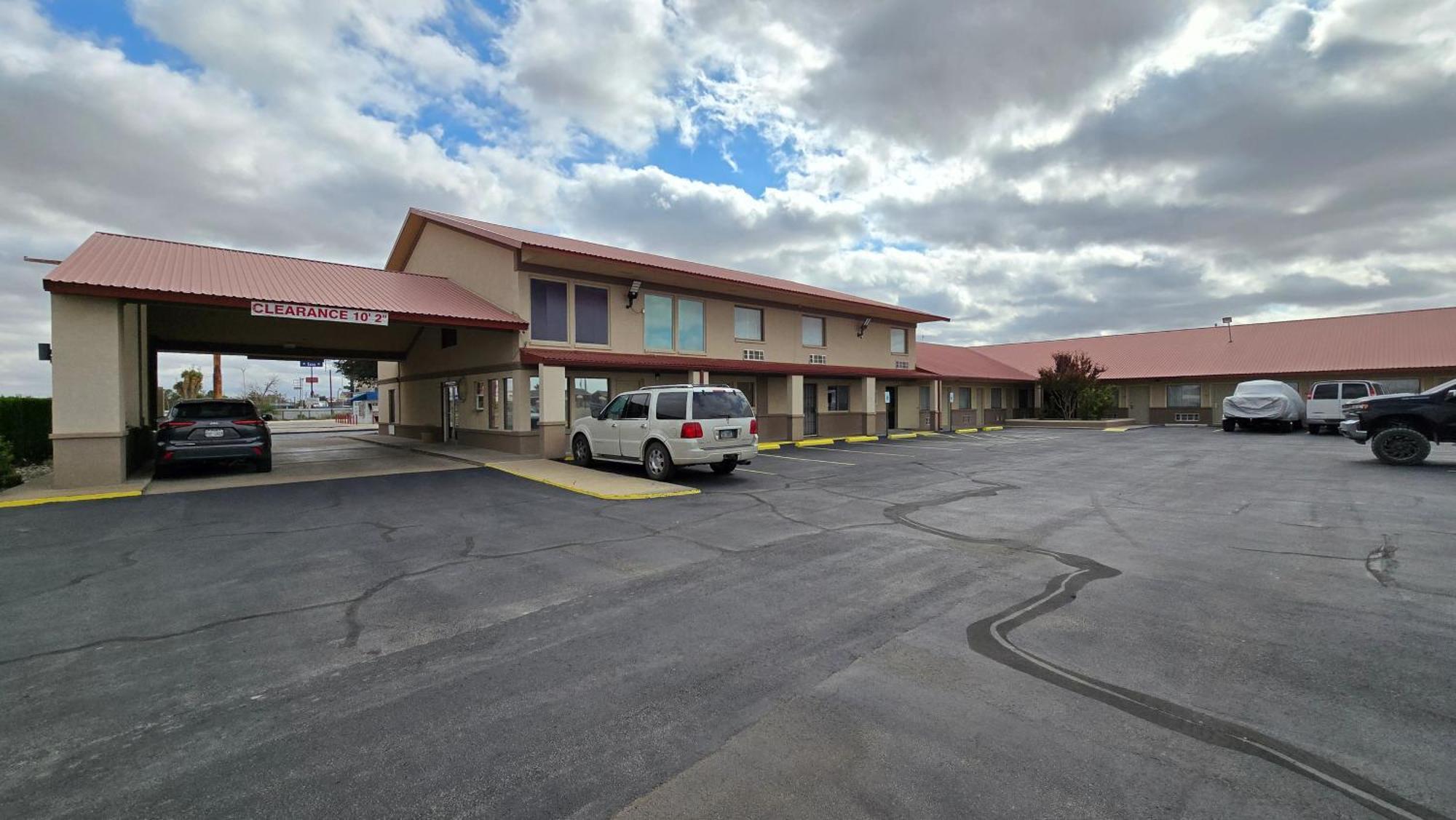Texan Inn And Suites Monahans Esterno foto
